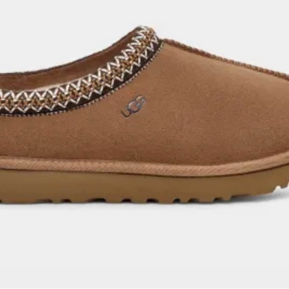 Ugg Tasman slippers chestnut color.